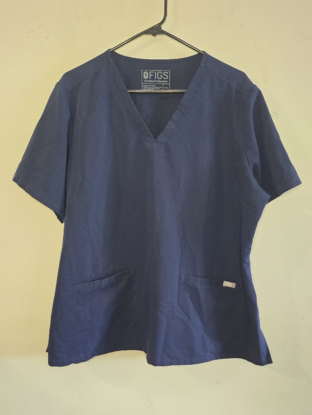 FIGS Technical Collection Casma Scrub Top Women's XXL Navy V-Neck Medical FW1100
